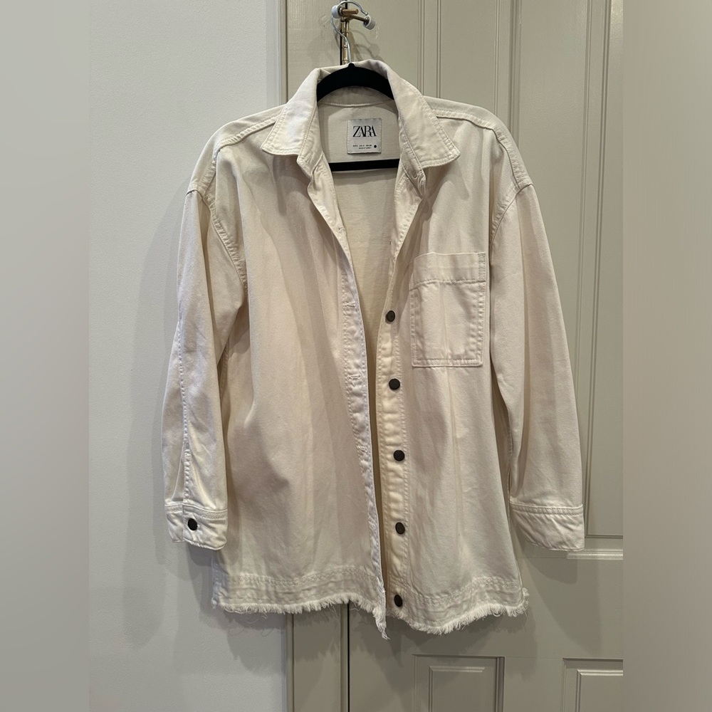 Light jacket by Zara